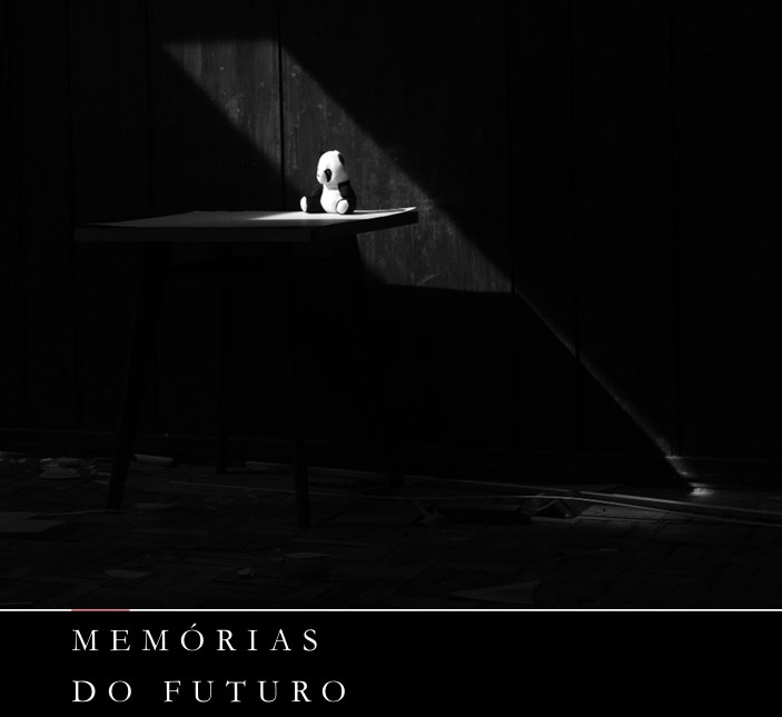Capa do fotolivro Memórias do Futuro